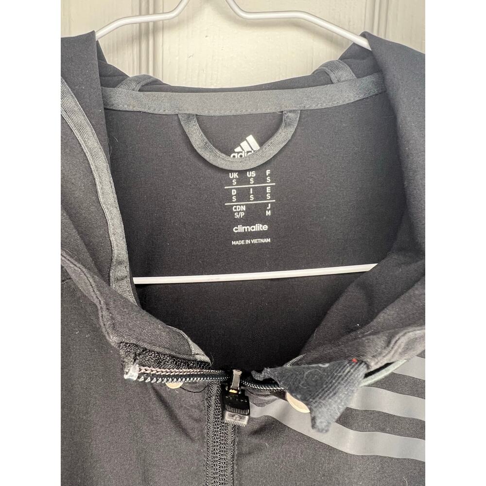 Adidas Climalite pullover size S